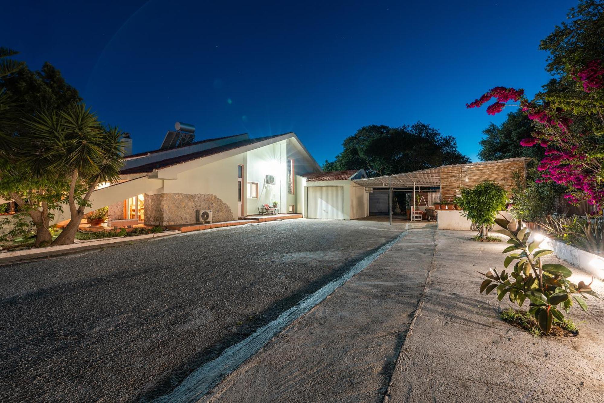 Artzy Villa Rhodes City エクステリア 写真