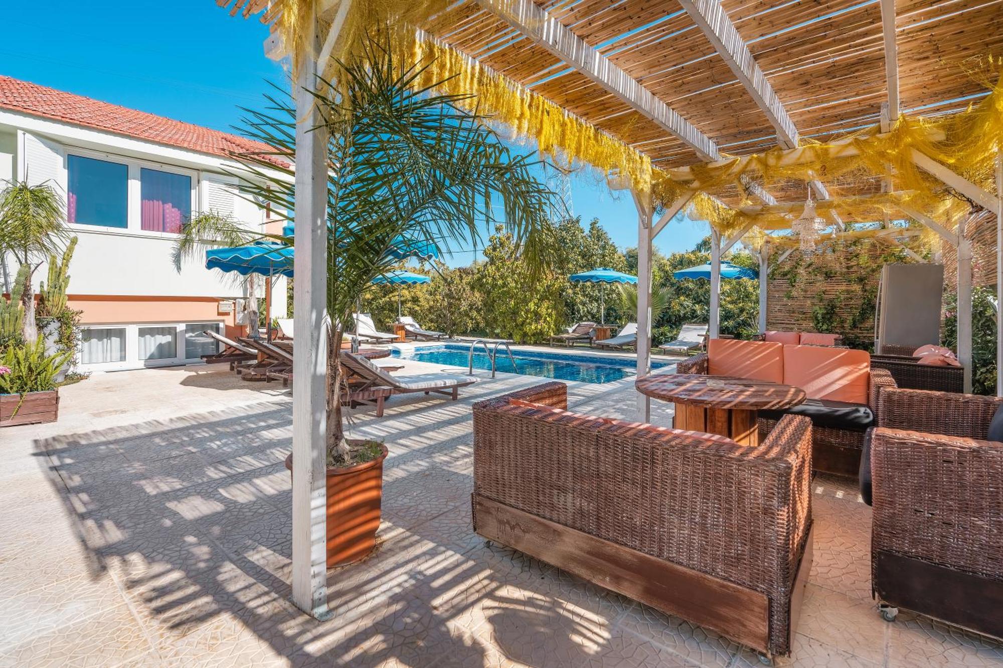 Artzy Villa Rhodes City エクステリア 写真
