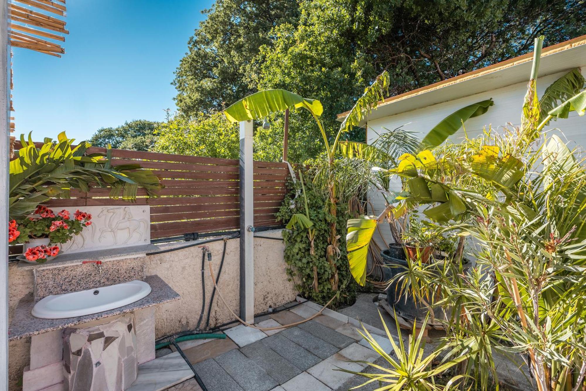 Artzy Villa Rhodes City エクステリア 写真