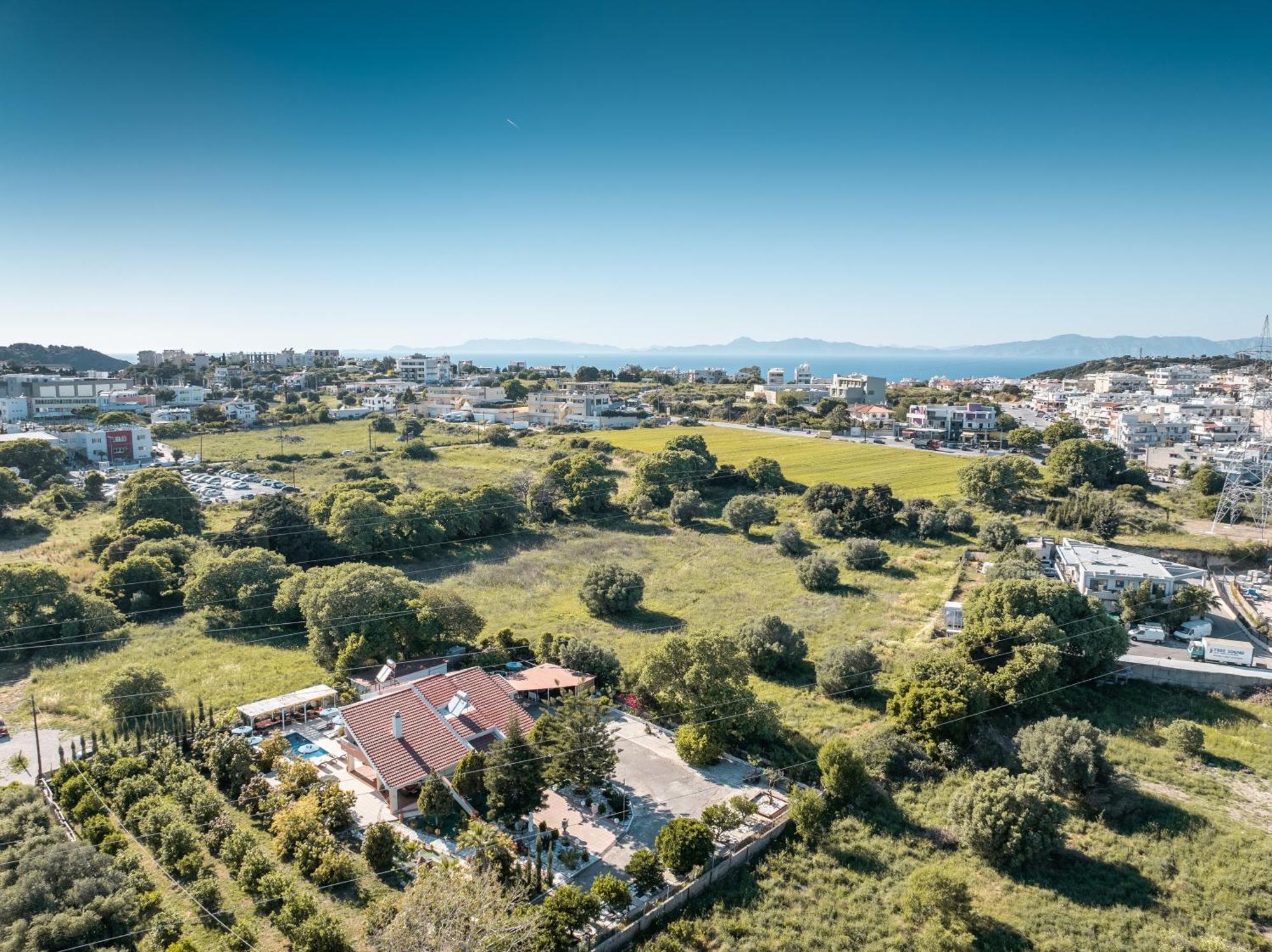 Artzy Villa Rhodes City エクステリア 写真